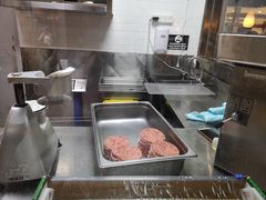 -The Habit Burger Grill 哈比特汉堡(复兴soho店)