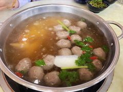 -闽粤一牛潮汕牛肉火锅