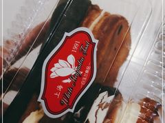 -白玉兰食品甜凤店(合生汇店)