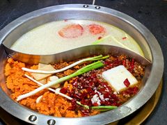 -沸炉重庆老火锅(军事博物馆店)