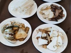 -天宜隆蘑菇宴火锅(石景山旗舰店)