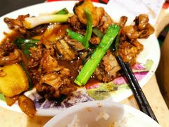 -芳村榕树头叹佬鸡煲(体育西店)