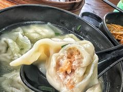 三鲜大馄饨-万寿斋(山阴路店)
