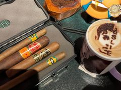 头像拿铁咖啡-为你钟情咖啡馆(春熙路太古里步行街店)