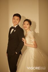 -雪中彩影婚纱摄影·微光艺术中心