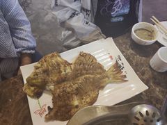 -洞穴餐厅