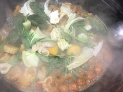 -小媳妇铁锅炖(安华街店)