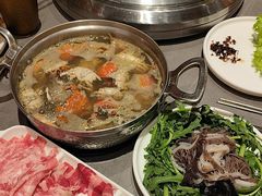 -黑金·寻焰自助百汇·烤肉·火锅(中街店)