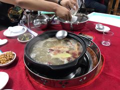 -花苑美食横琴生蚝火锅(拱北粤华路店)