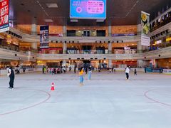 -冠军冰场CHAMPION RINK(凯德广场店)