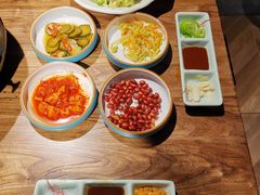 -明洞阿姨·韩式酱蟹烤肉·创意料理(三元桥店)