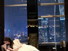 -唐拉雅秀酒店-西锦汇空中BBQ·思创餐厅