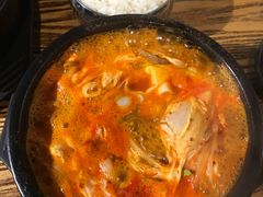 辣牛肉汤-吴草鸡爪오초닭발韩食堂(融恒盈嘉中心店)