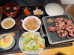 岩烧雪花牛肉定食-味太助·银饭食堂(中华城店)