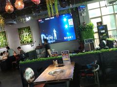 -烤圣自助美食音乐餐厅