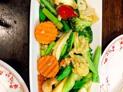 -Dang restaurant (patong phuket)