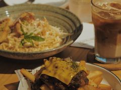 芝士肉酱薯条-Country Lane咖啡·意粉(荔园新天地店)