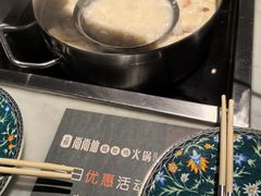 -尚尚仙·酸汤猪手·猪肚鸡火锅(华联万柳购物中心店)