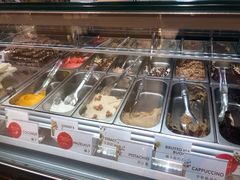 -VENCHI 闻绮(上海佛罗伦萨小镇店)