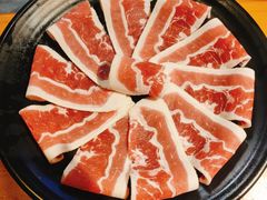 精品牛五花-唯成•韩国炭火烤肉 유성고기