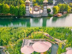 -茅山东方盐湖城景区