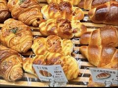 -苹果花园(南泉路店)