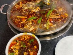 -小饕荟雅安贡椒鱼鲜馆(广福桥店)