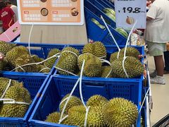 -百联临沂购物中心(临沂路店)