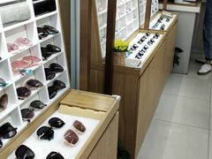 -视野联行眼镜·蔡司·控优点授权(长白万象汇店)