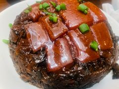 梅干菜扣肉-咸亨酒店•非遗绍兴菜•中华老字号(堂吃餐厅)
