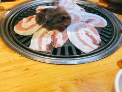 -唯成•韩国炭火烤肉 유성고기