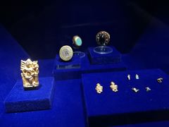 -Tiffany & Co.蒂芙尼
(南京德基广场店)