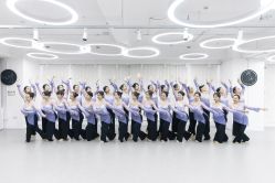 -深舞形体民族舞蹈工作室