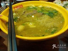 -小杨生煎(金山百联购物中心3楼店)