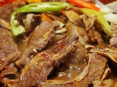 -腩得欢喜·牛腩煲火锅(万庭大厦店)