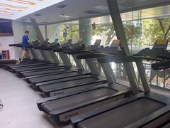 -超鹿运动(达信大厦店)