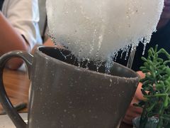 -Chom Cafe and Restaurant