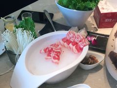 -海上明月海鲜火锅 鲜切牛肉