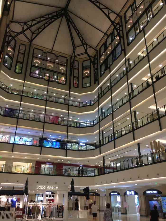 梅龙镇广场-"中午在梅陇镇吃饭,时间还早,就在梅陇镇广.