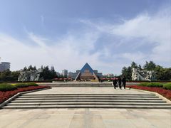 -上海市龙华烈士陵园