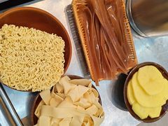 -贰回巷火锅馆(钟楼店)
