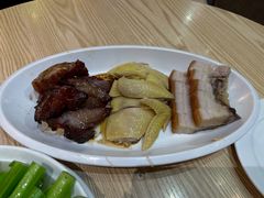 -滋味满屋美食坊(上海街店)