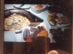 -鲜佰汇海鲜烤肉自助餐厅(银座商城泰安店)