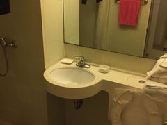 -锦江之星(广州海珠江泰路地铁站店)