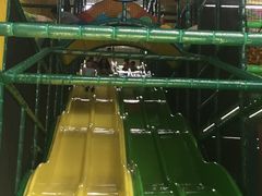 -蒙特利亲子乐园