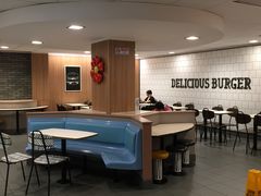 大堂-麦当劳(中唱大厦店)