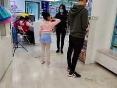 -炫艺舞蹈培训中心(枫尚奥特莱斯店)