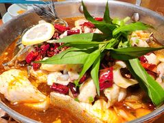 -菌自由丨野生菌火锅特色庭院餐厅(丽江古城店)