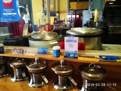 自助取餐区-岳姥姥饺子(泺文路店)