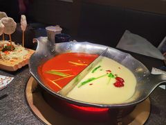 -湊湊火锅·茶憩(打浦桥日月光店)